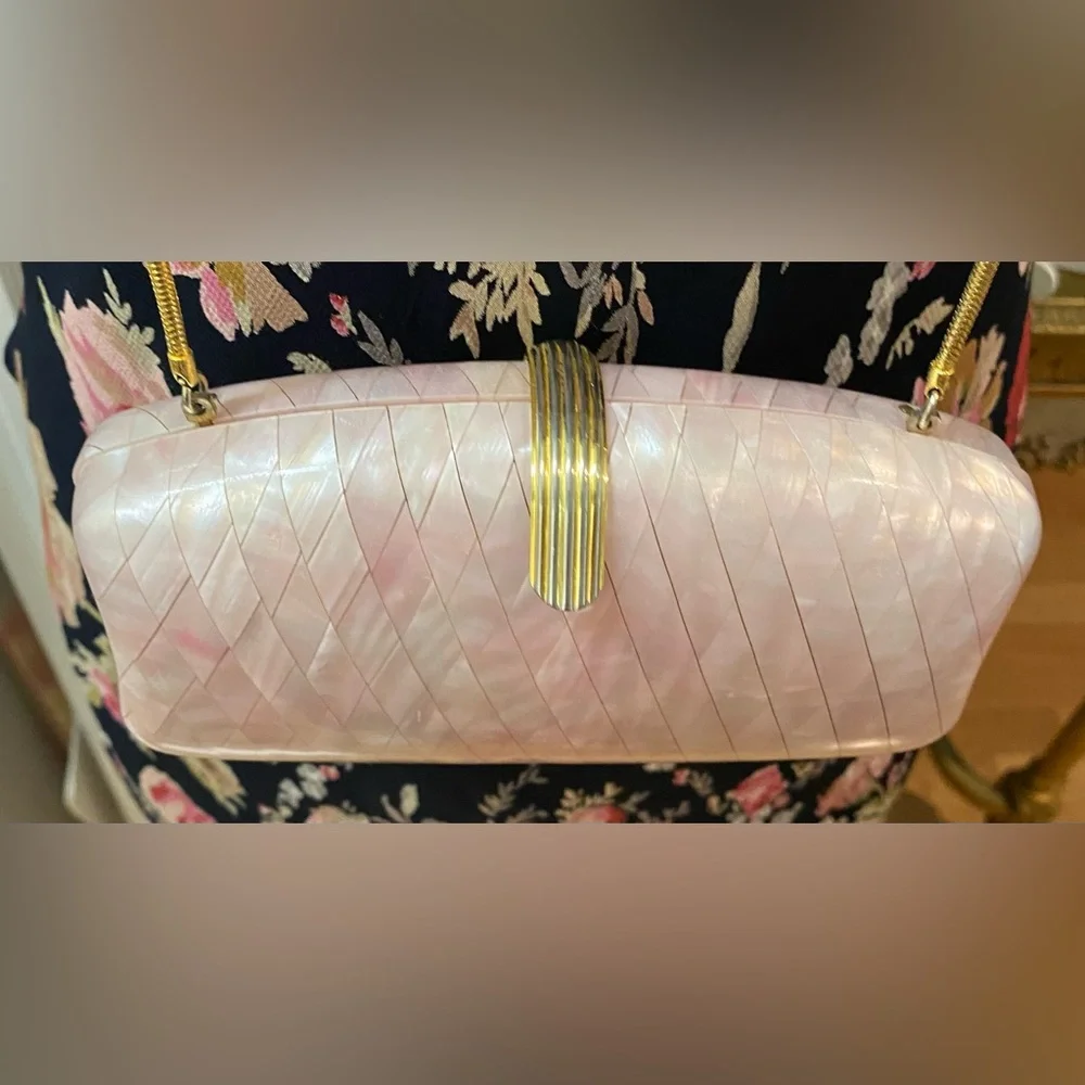 Vtg SAKS FIFTH AVE Italy Pink Mother of Pearl Small Clutch Shoulder Purse - Picture 3 of 7